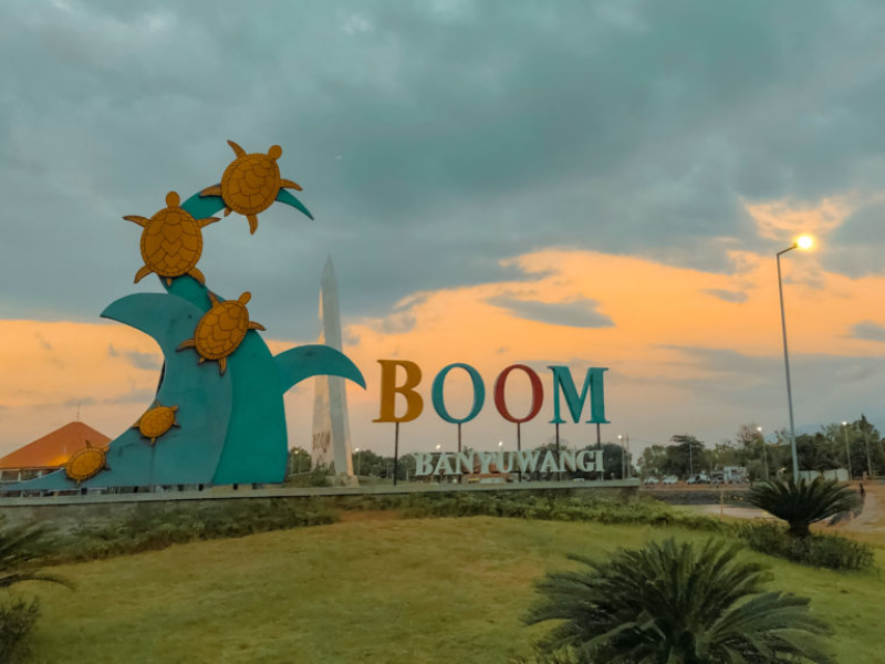 Pantai Boom Marina