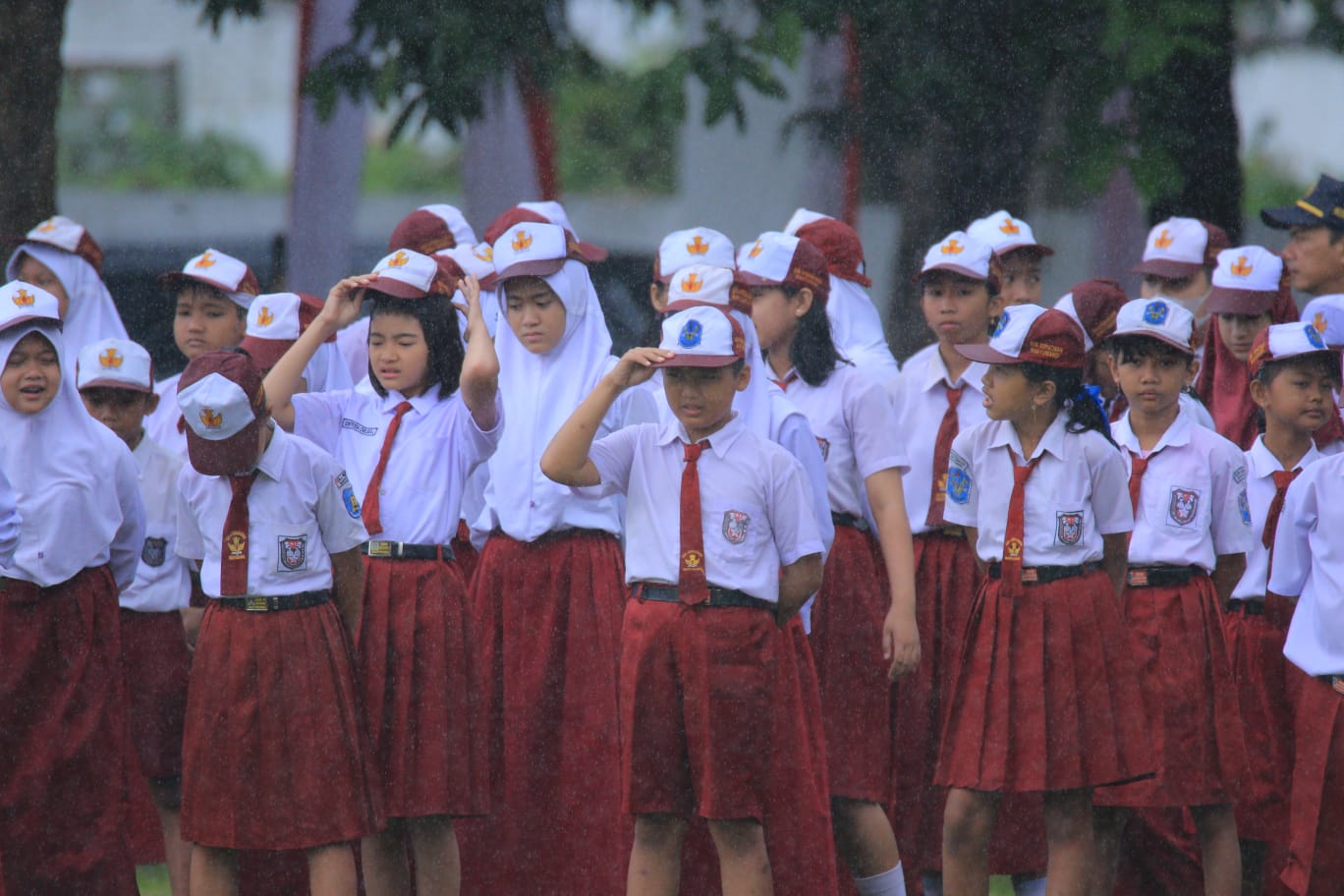 peserta upacara HUT RI ke 78 perwakilan SD