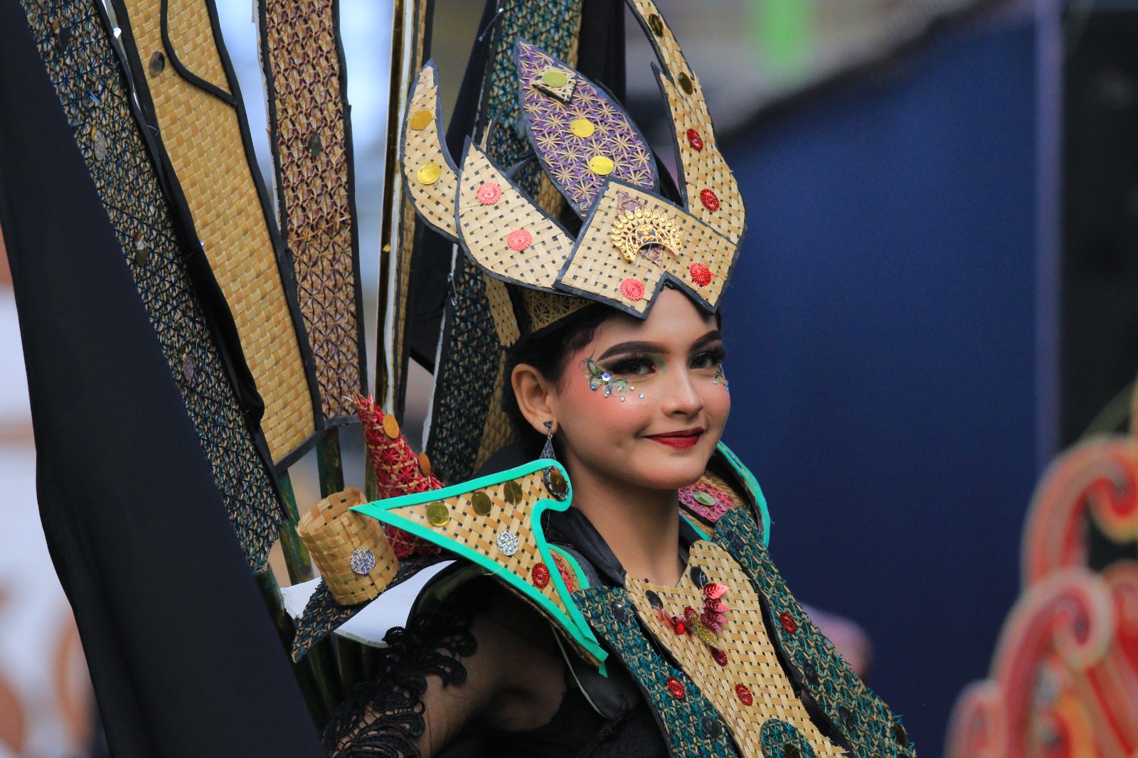 peserta Gintangan Bamboo Festival, Zalfa Abdat