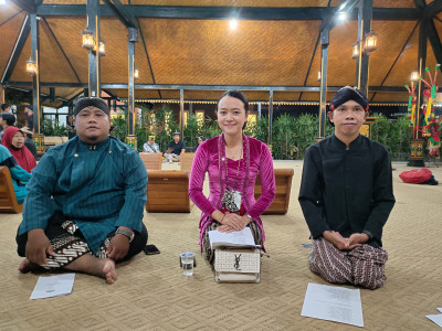 Sambut Pergantian Tahun, Millenal di Banyuwangi Lantunkan Babad Tawangalun Berbagai Budaya
