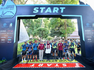 Ratusan Pesepeda Ikuti Banyuwangi Bluefire Ijen KOM Challenge 2022