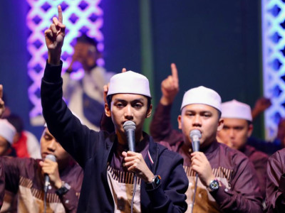 Tutup Tahun 2022 dengan Sholawatan, Bupati Ipuk: Semoga Banyuwangi Semakin Berkah