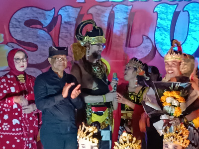 Mbludak! Penonton Festival Sulur Kembang 3 Sangat Antusias