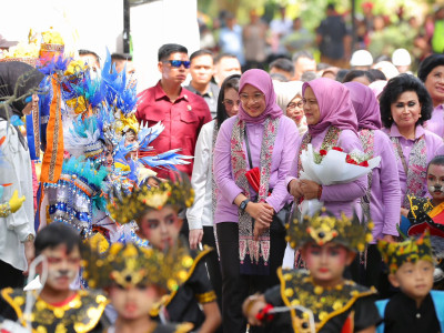 Keren! Murid TK di Banyuwangi Sambut Ibu Negara dengan Tari Jaranan