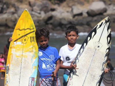 Pantai Pulau Merah Siap Menyapa Peserta Red Island Gandrung Surf Competition 