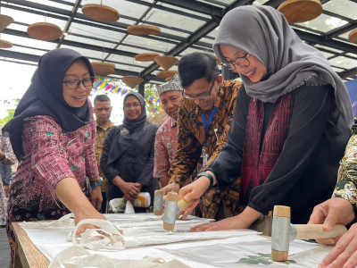 Puluhan UMKM Pamerkan Produk di Banyuwangi Art Week 