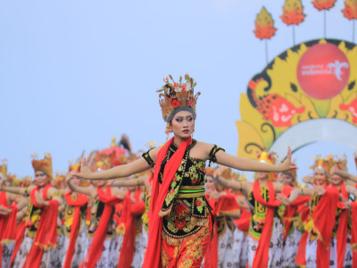 Menparekraf Sandiaga Uno Puji Festival Gandrung Sewu: Ikon Seni Budaya Nasional