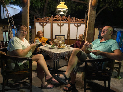 Hujan Tak Halangi Antusiasme Pengunjung Festival Ngopi Sepuluh Ewu 2024 di Banyuwangi