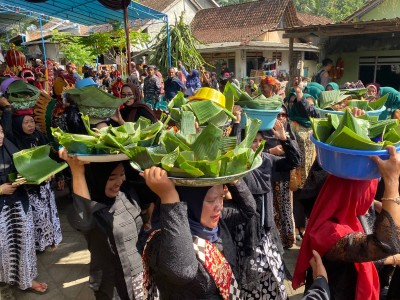 Tradisi Ithuk-Ithukan, Wujud Syukur Warga Osing Rejopuro atas Berkah Mata Air