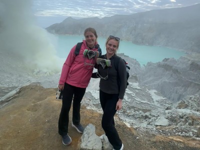 Petualangan Kakak Beradik asal Inggris di Banyuwangi: Dari Puncak Ijen Hingga Gemerlap BEC 2025