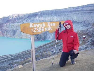 Nikmati Sunrise di Kawah Ijen, Raline Shah: Banyuwangi Punya Pesona Kelas Dunia