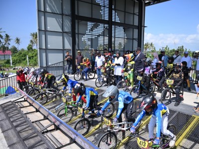 Banyuwangi BMX Supercross 2026 Dimulai, Ratusan Pembalap Dunia Berburu Poin UCI