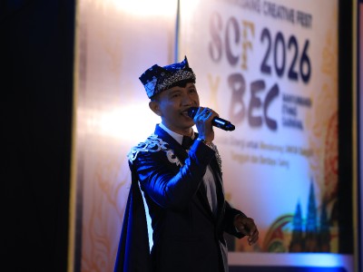Pieter Yulivianou, Pemilik Suara Emas di Balik Kemegahan Banyuwangi Ethno Carnival 