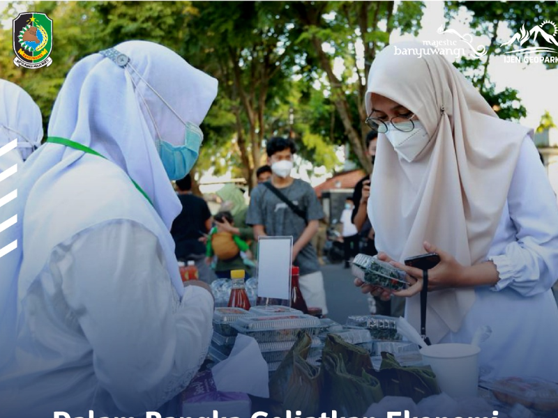 Dalam Rangka Geliatkan Ekonomi UMKM, Bupati - Wabup Banyuwangi Izinkan Pasar Takjil Ramadhan 2021