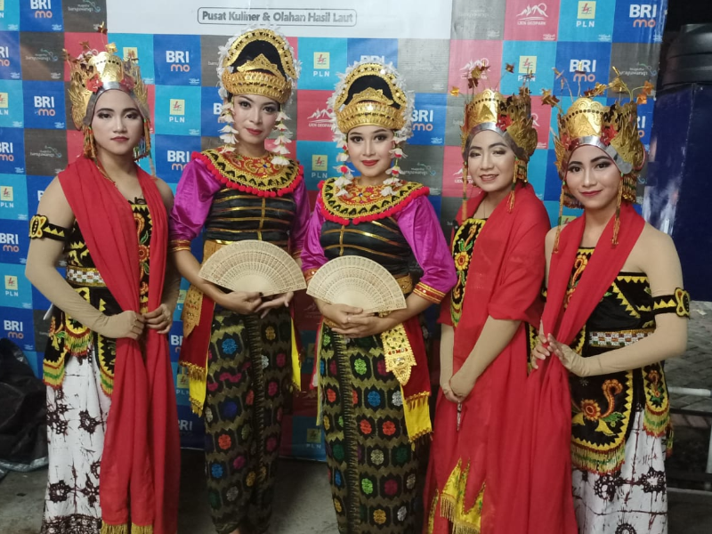 Keren! Gandrung Banyuwangi dan Gandrung Lombok Berkolaborasi
