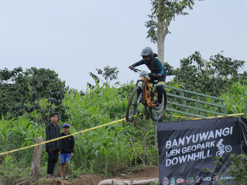 Masuk Agenda UCI, Banyuwangi Ijen Geopark Diikuti Pembalap Timnas dan Mancanegara