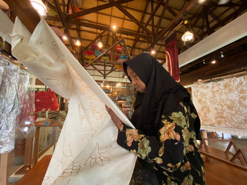 Keren! Pasar Batik Warnai Jazz Gunung Ijen 2023