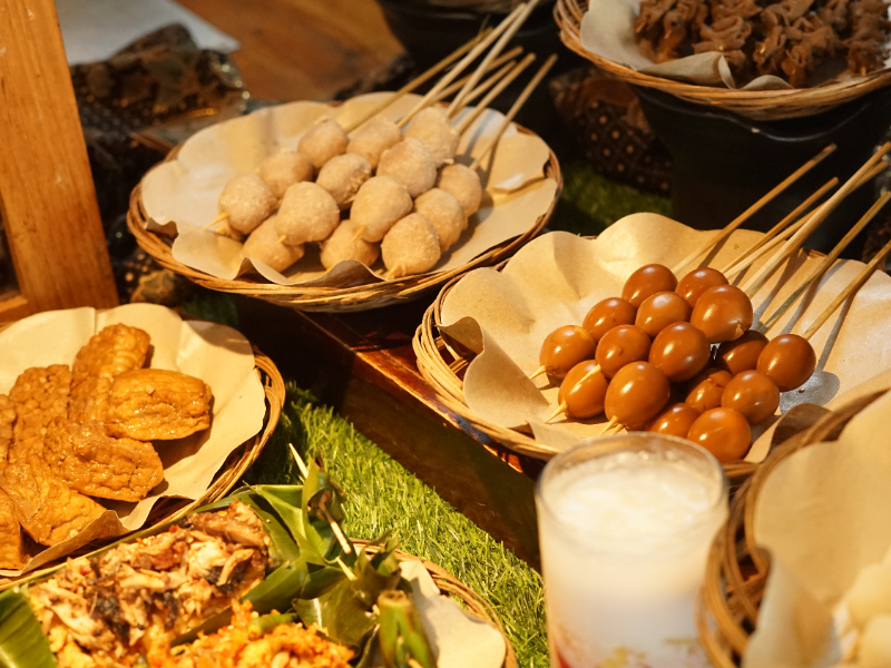 Waw! Mulai 8 Ribuan, Hotel di Banyuwangi ini Menyediakan Menu Angkringan Seperti di Jogja