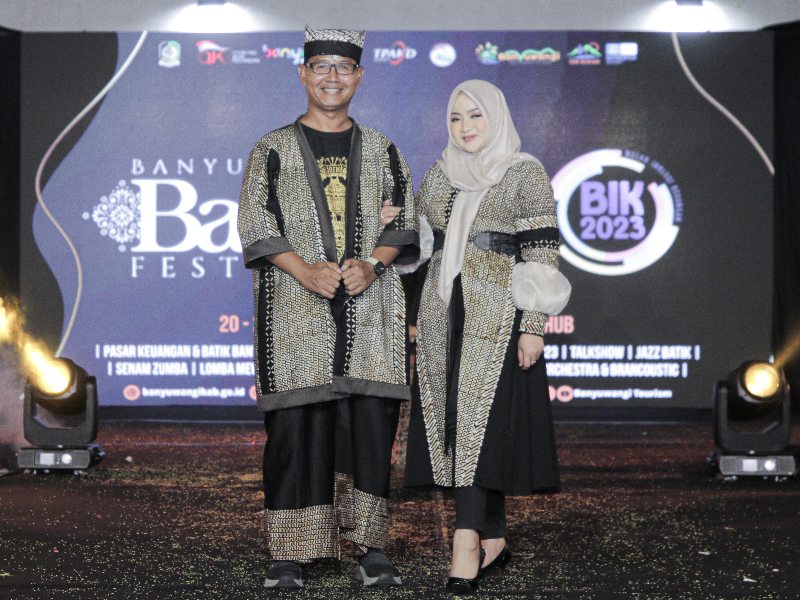 Keren! Seluruh SKPD dan Camat Meriahkan Runway Banyuwangi Batik Festival 2023
