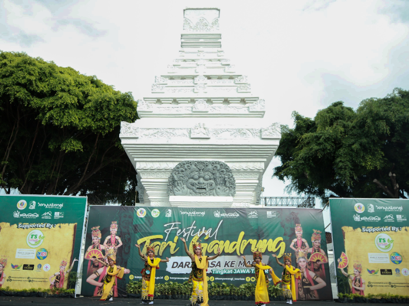 Bukan Main! Ratusan Peserta Meriahkan Ajang Festival Tari Gandrung Masa ke Masa