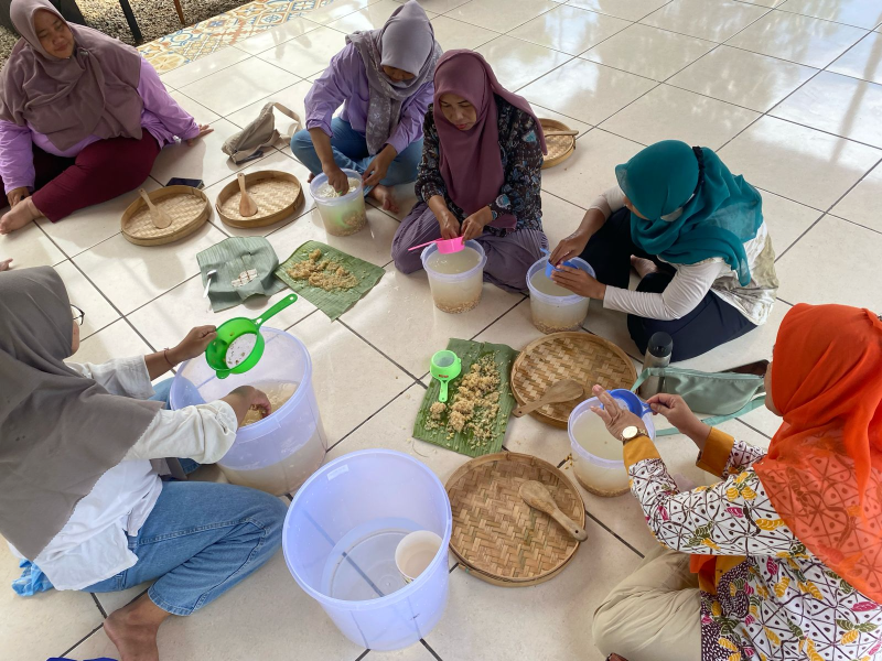 Kembang Bakung Festival Makin Seru! Belajar Membuat Tempe Organik di Plataran Hayu