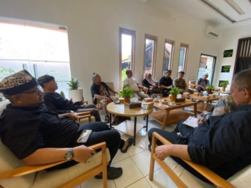 Pemkab Banyuwangi Angkat Bicara Terkait Penari Karnaval yang Viral