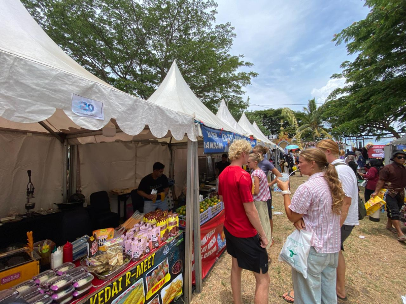 Gandrung Sewu 2025 Sukses Pukau Ribuan Orang, UMKM dan Sektor Pelaku Pariwisata di Banyuwangi Panen Berkah