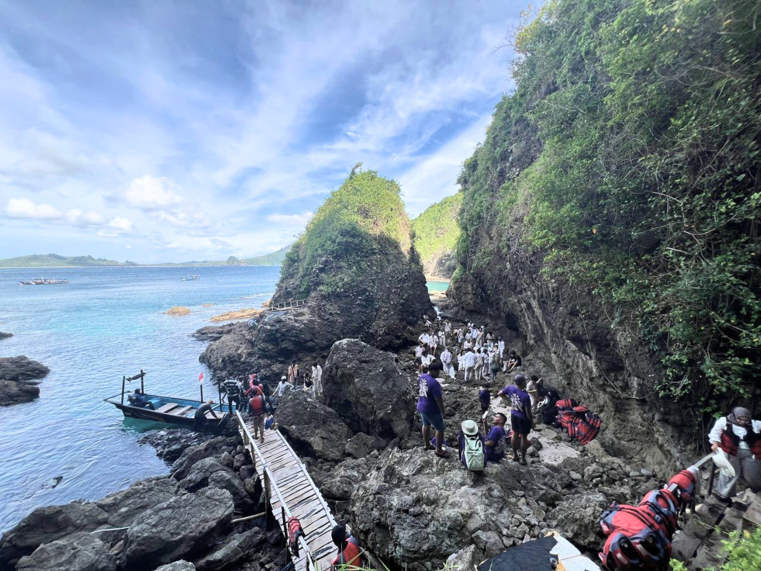 Pulau Mbedil, Banyuwangi