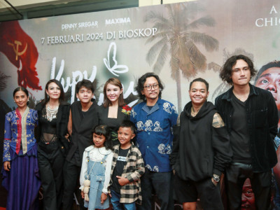 Pemeran Film Kupu-Kupu Kertas Ramaikan Gala Premier di Bioskop Banyuwangi
