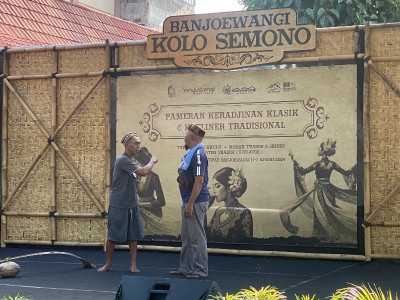 Gelak Tawa Penonton Hiasi Lomba Teater Celathu di Banyuwangi Kolo Semono