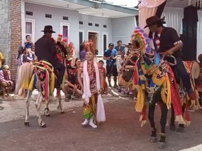 Jarang Terlihat, Kesenian Jaran Paju Gandrung Kembali Tampil di Boyolangu Banyuwangi