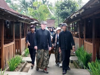 Dua Asesor UNESCO Mulai Revalidasi Geopark Ijen, Puji Komitmen Pengelolaan Berkelanjutan Banyuwangi