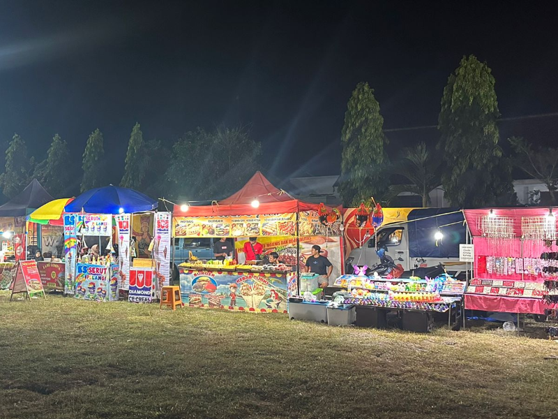 Puluhan UMKM Kebanjiran Rejeki di Parade Dalang Banyuwangi