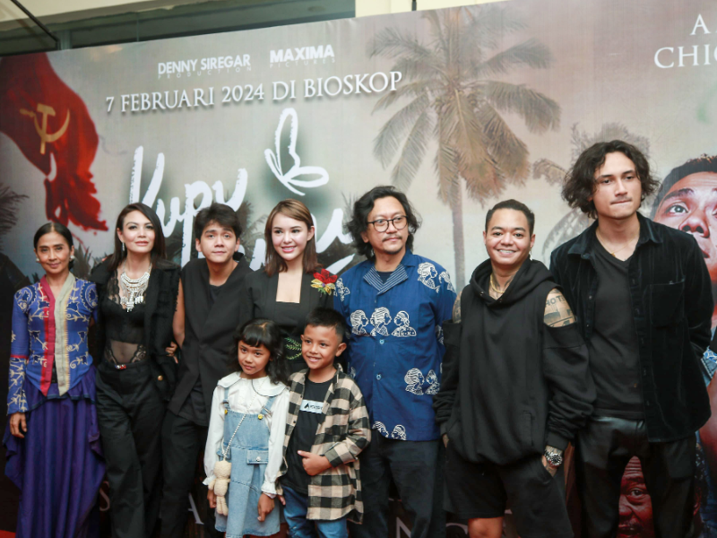 Pemeran Film Kupu-Kupu Kertas Ramaikan Gala Premier di Bioskop Banyuwangi