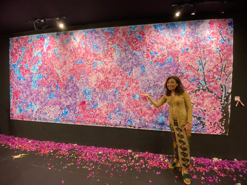 Usung Konsep Budaya Timur dan Barat, Seniman Asal Banyuwangi ini Gelar Pameran Tunggal