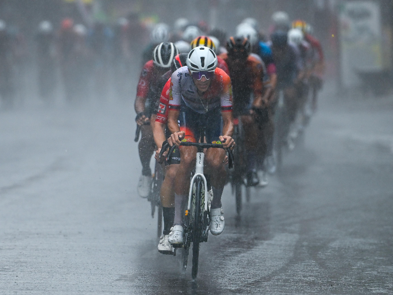 Start di Surga Cokelat Dunia: Etape “Eropa van Java" Guncang Tour de Banyuwangi Ijen 2025