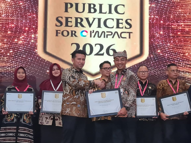 Komitmen Pelayanan Berkualitas, Disbudpar Kabupaten Banyuwangi Terima Public Service Award 2026